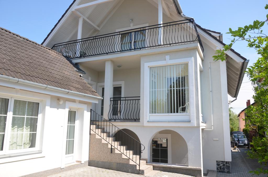 Villa Ladver Хевиз Экстерьер фото