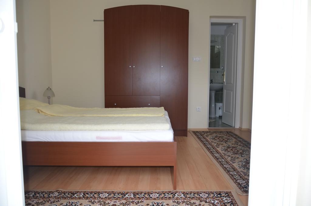 Villa Ladver Хевиз Номер фото