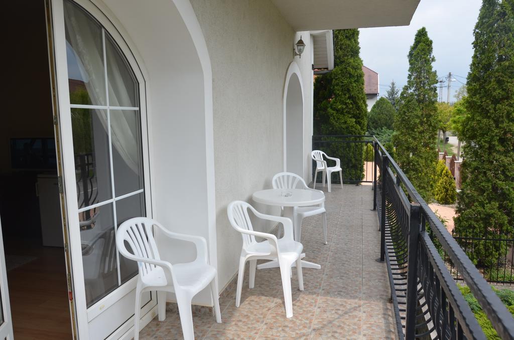 Villa Ladver Хевиз Экстерьер фото